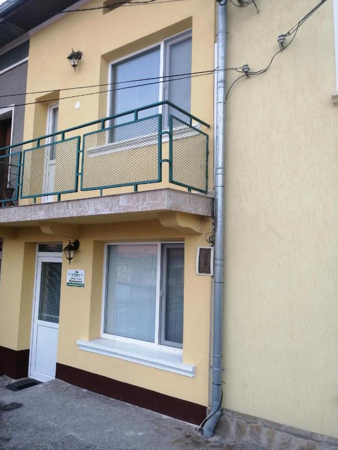 Дом Тодор И Тота Мутевски Troyan  Exterior foto