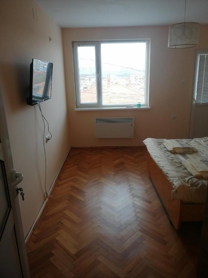 Дом Тодор И Тота Мутевски Troyan  Exterior foto