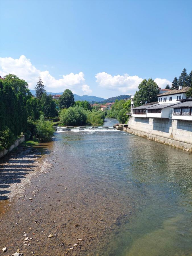 Дом Тодор И Тота Мутевски Troyan  Exterior foto